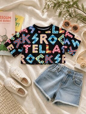 Stella McCartney Kids Stella Rocks Crop Tee 3Y Black Multicolor Logo Shirt